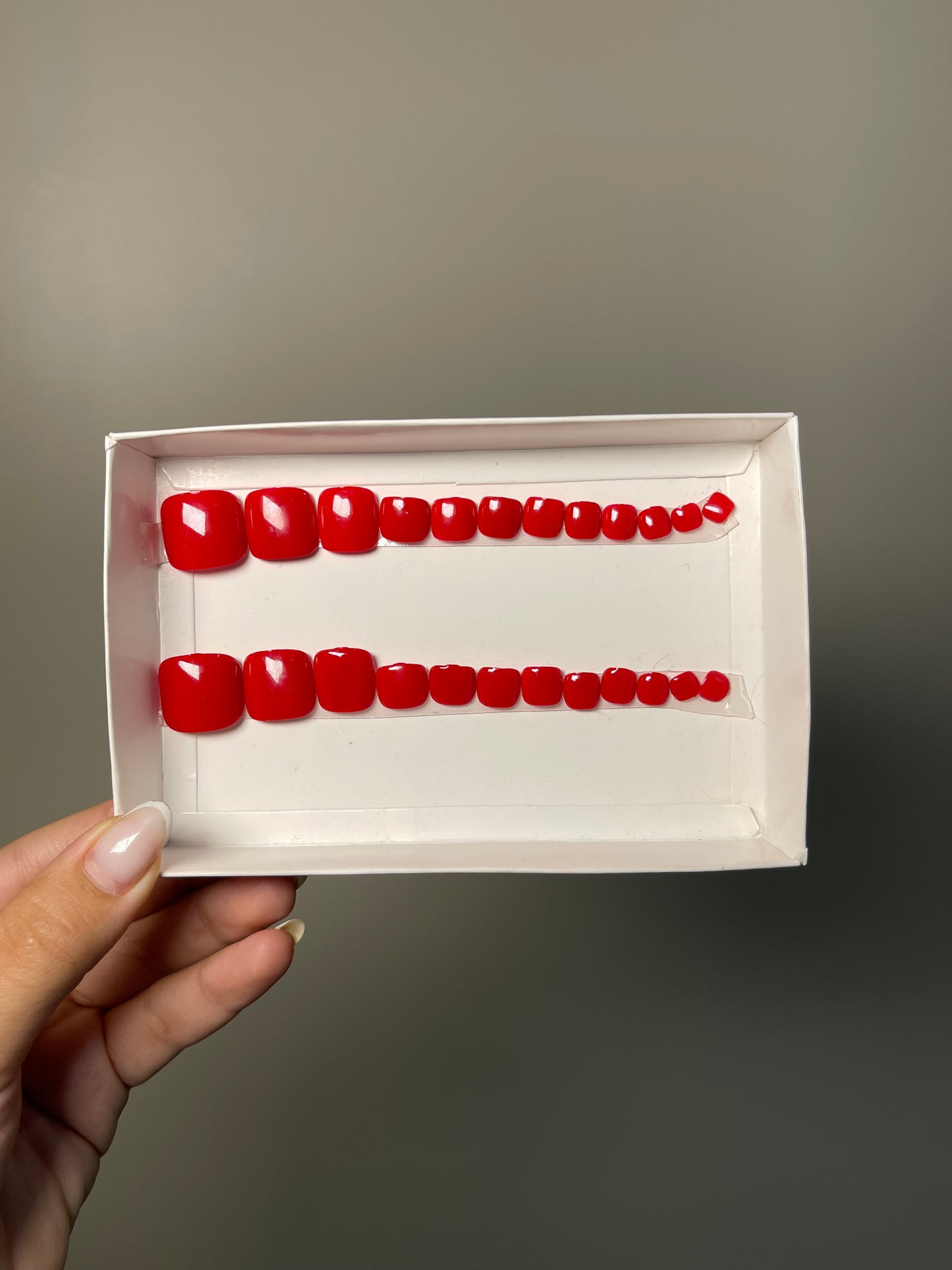 Press on nails Pro