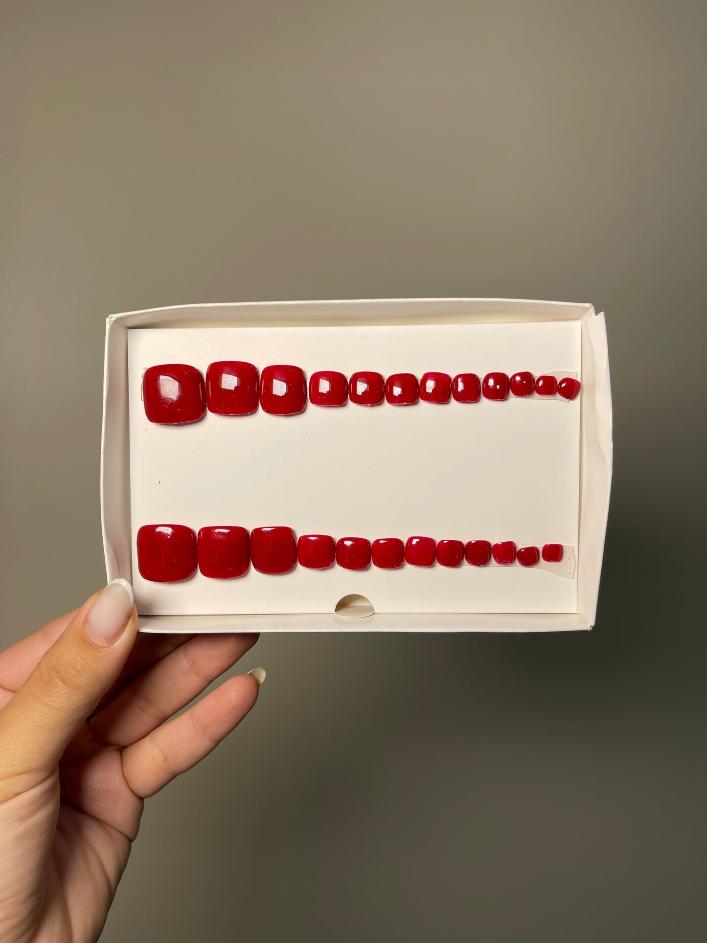 Press on nails Pro