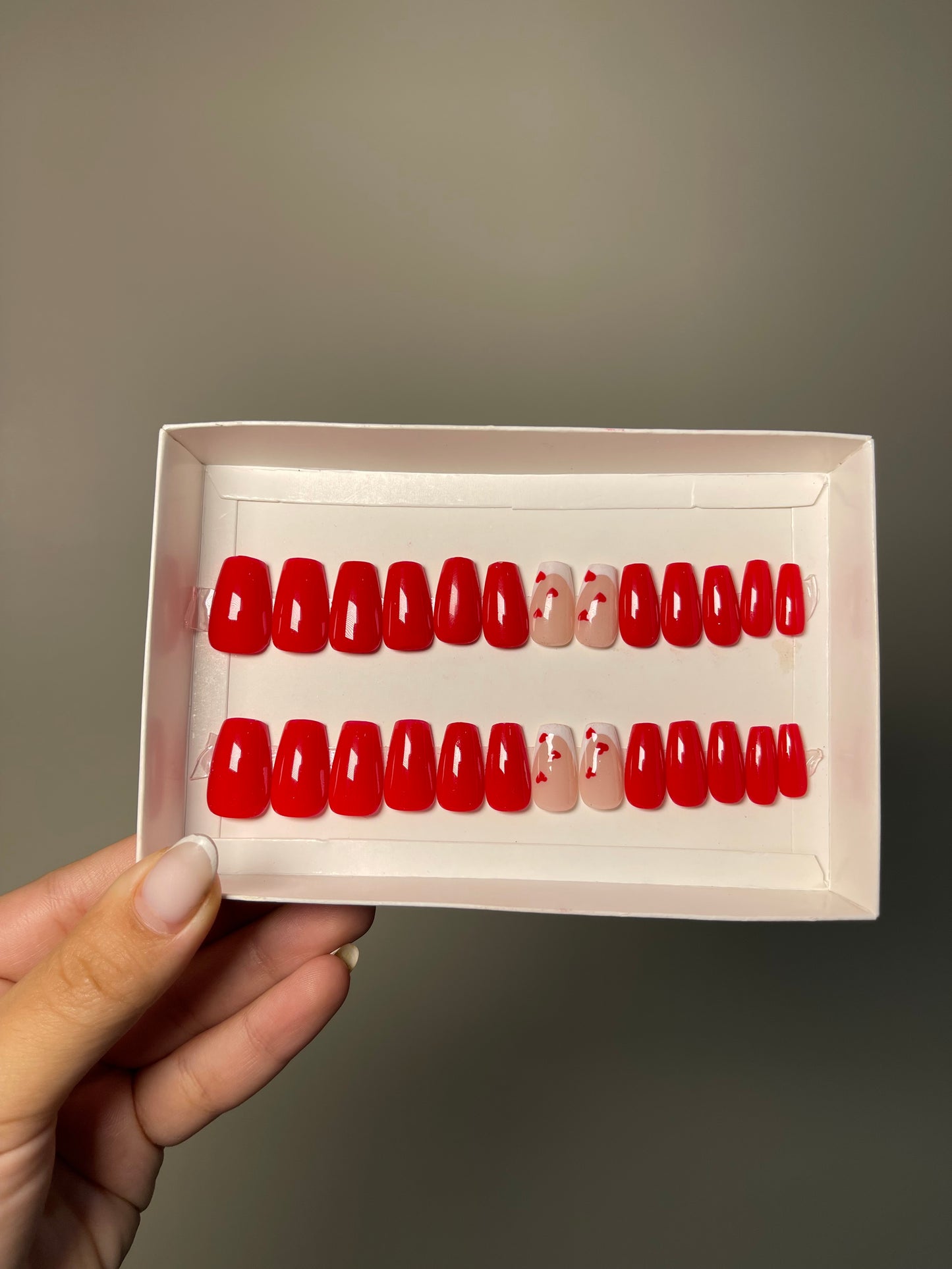 Press on nails Pro