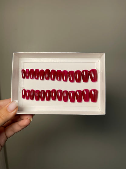 Press on nails Pro