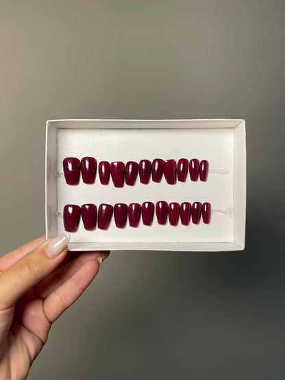 Press on nails Pro