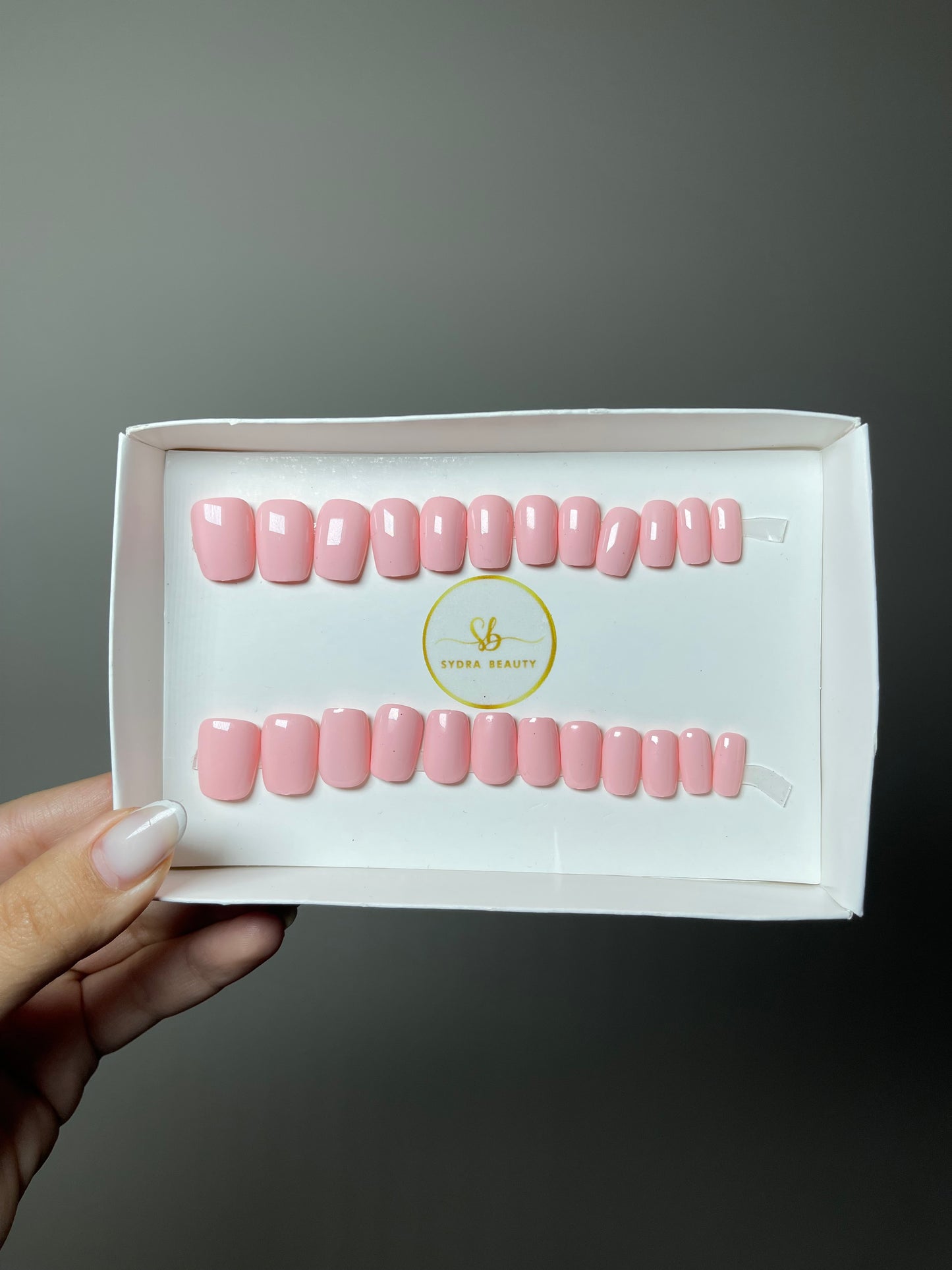 Press on nails Pro