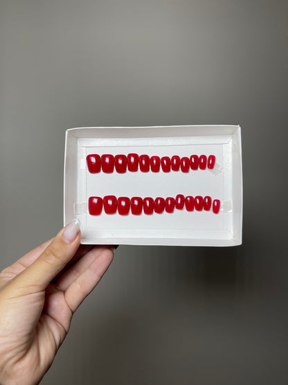 Press on nails Pro