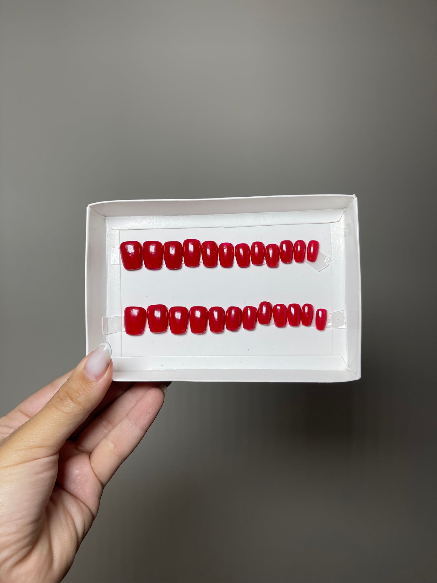 Press on nails Pro