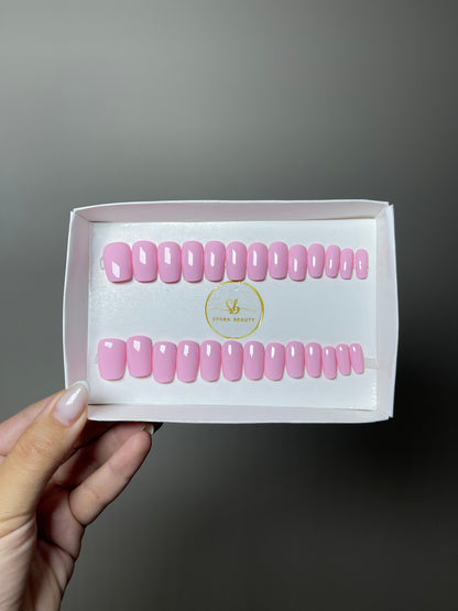 Press on nails Pro
