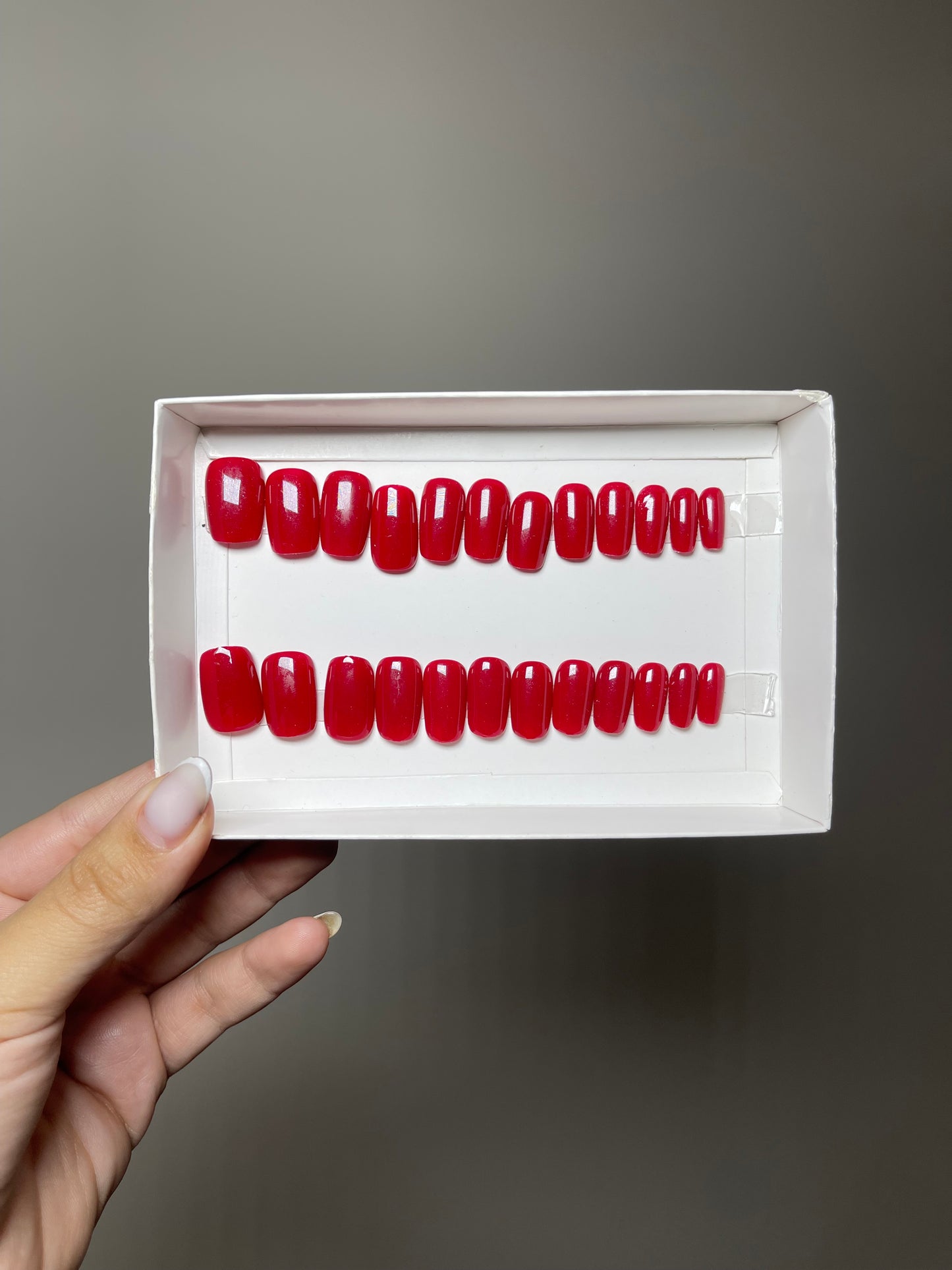 Press on nails Pro